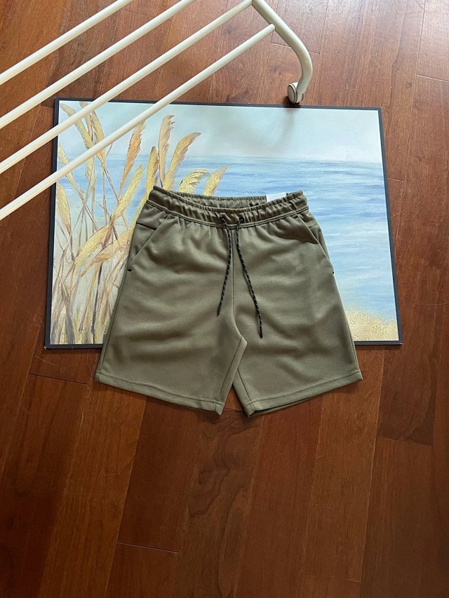 Nike Shorts: seller detail photo 14