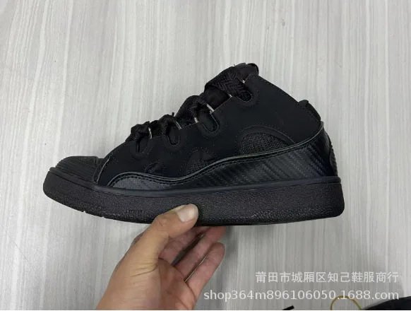 L-11 All Black