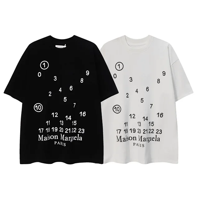 Maison Margiela T-Shirts Graphic Logo Short-Sleeve Crewneck product detail image 7