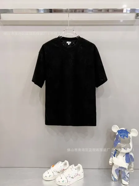 Loewe Embossed Floral T-Shirt Black - 1