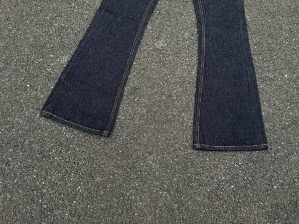 Design Wide-Leg Distressed Light Wash Jeans - 12
