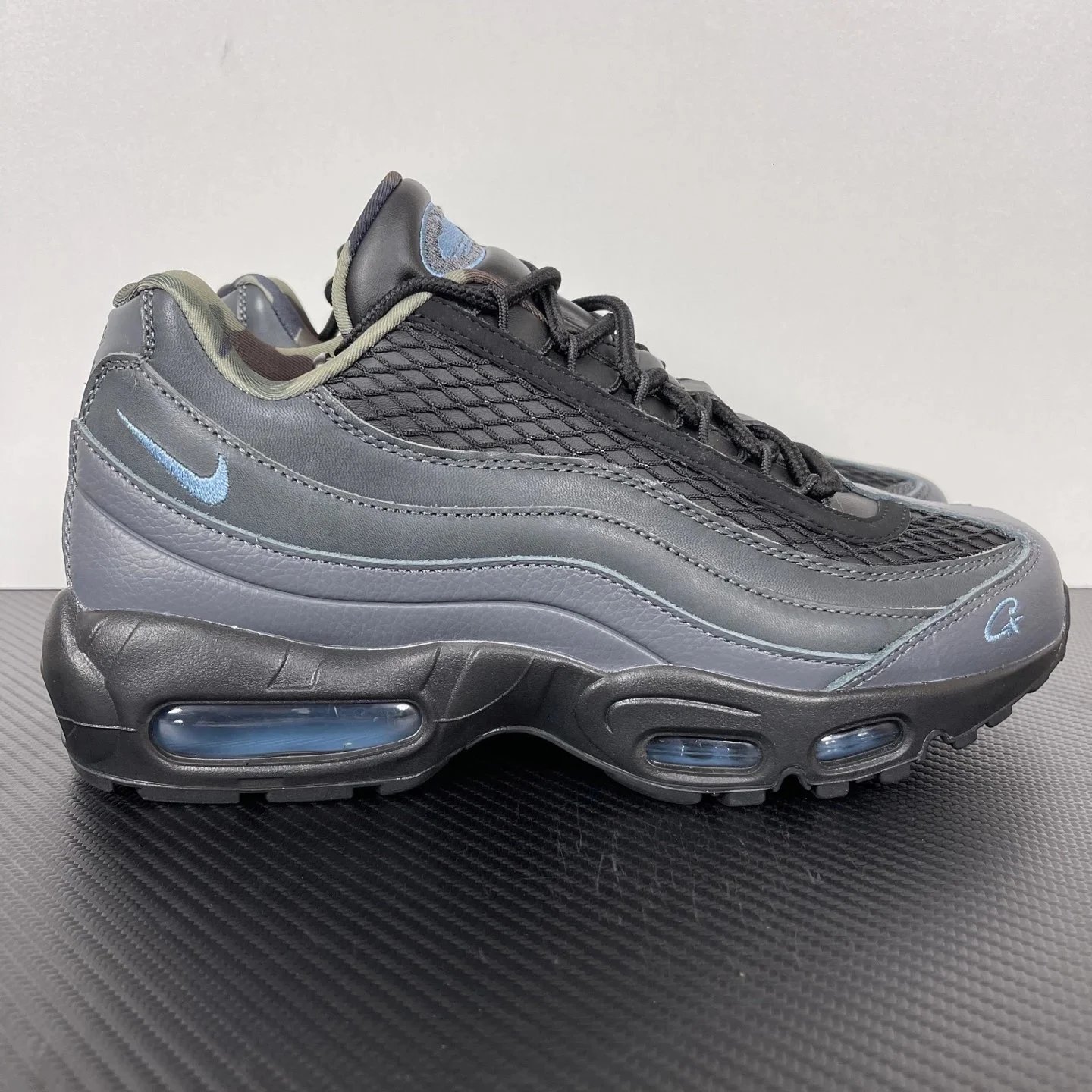 GX MAX 95 Co-Branded Black and Blue FB2709-002