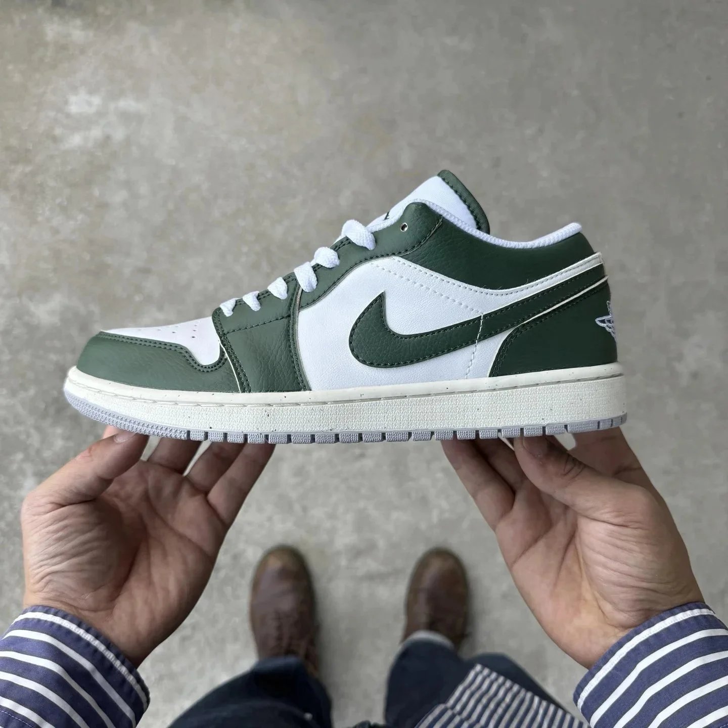 AJ1 Low Green White FQ7687-300