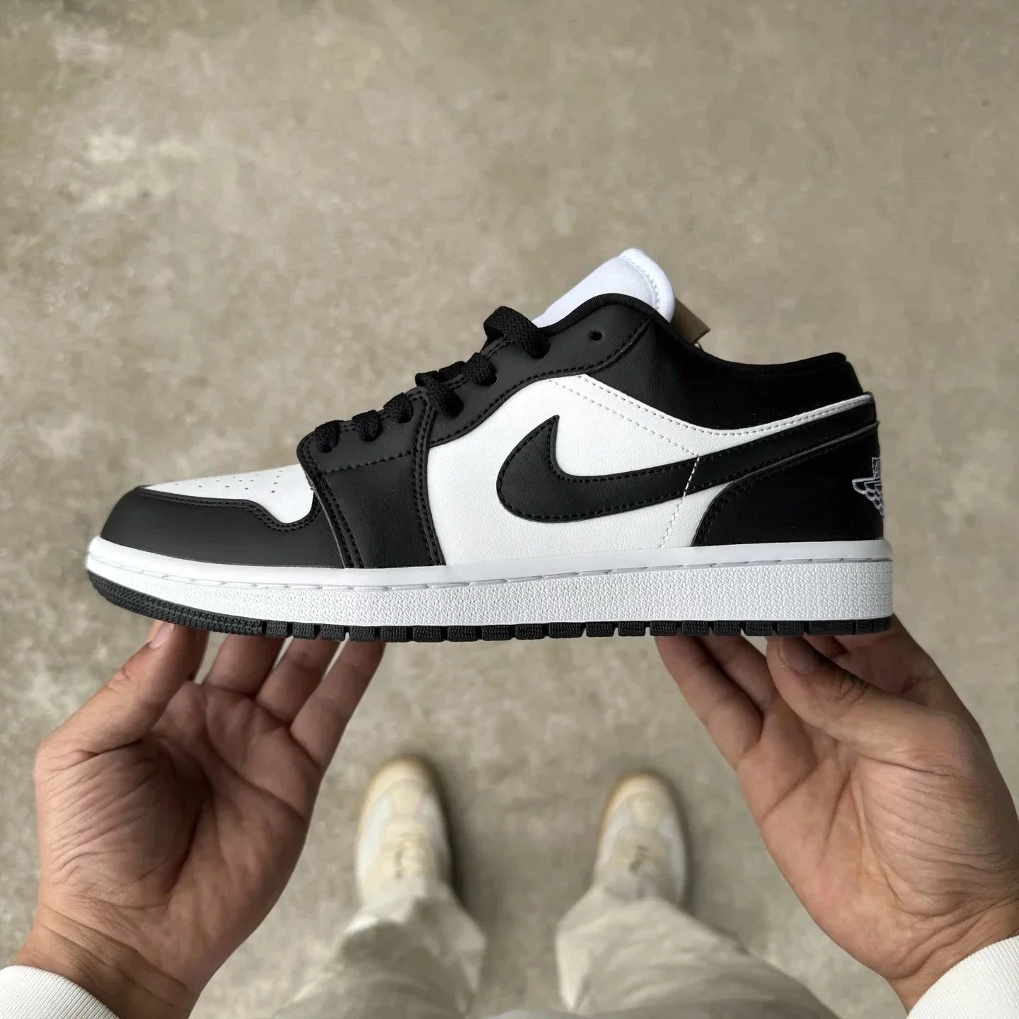 AJ1 Low Black White Panda DC0774-101