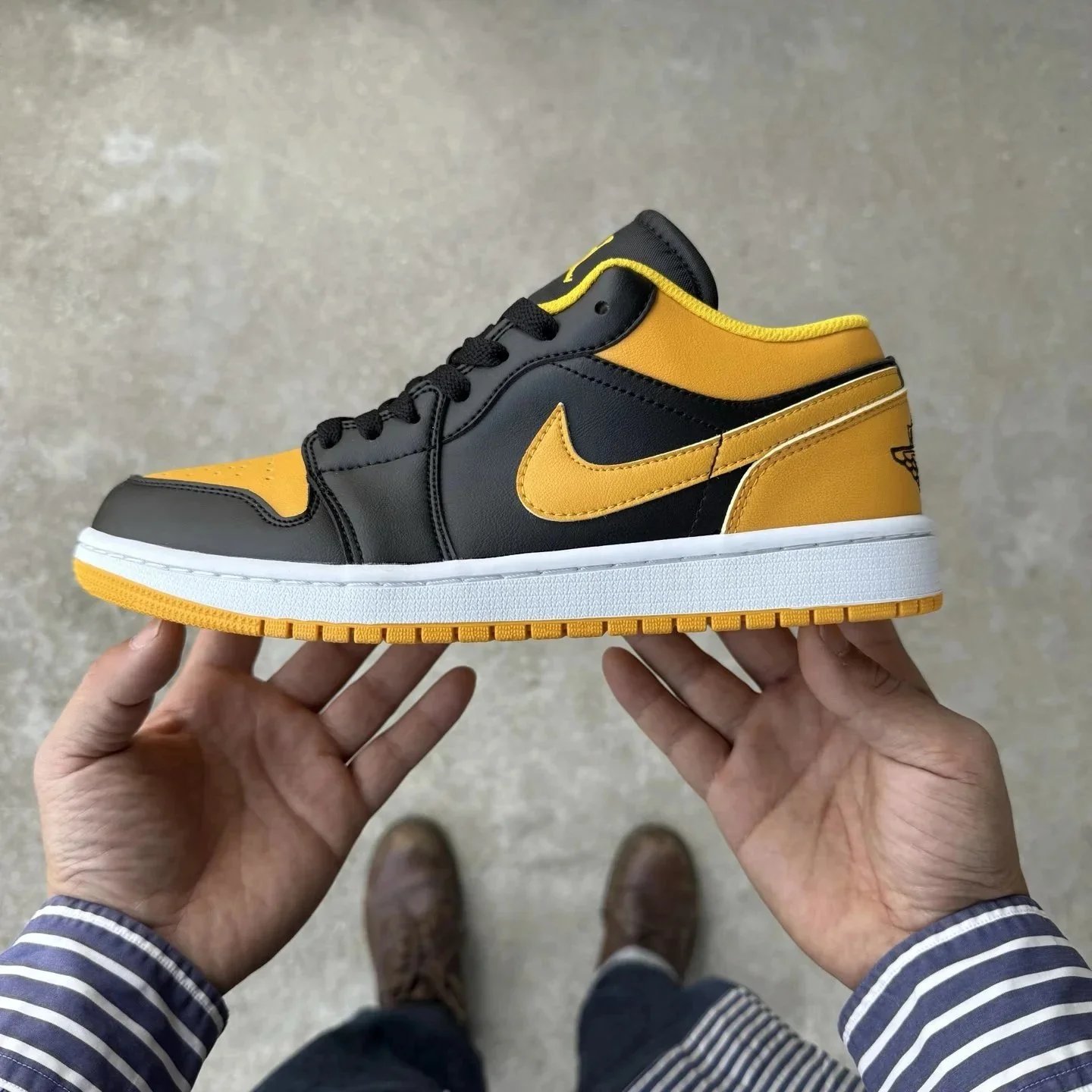 AJ1 Low Orange 553558-072