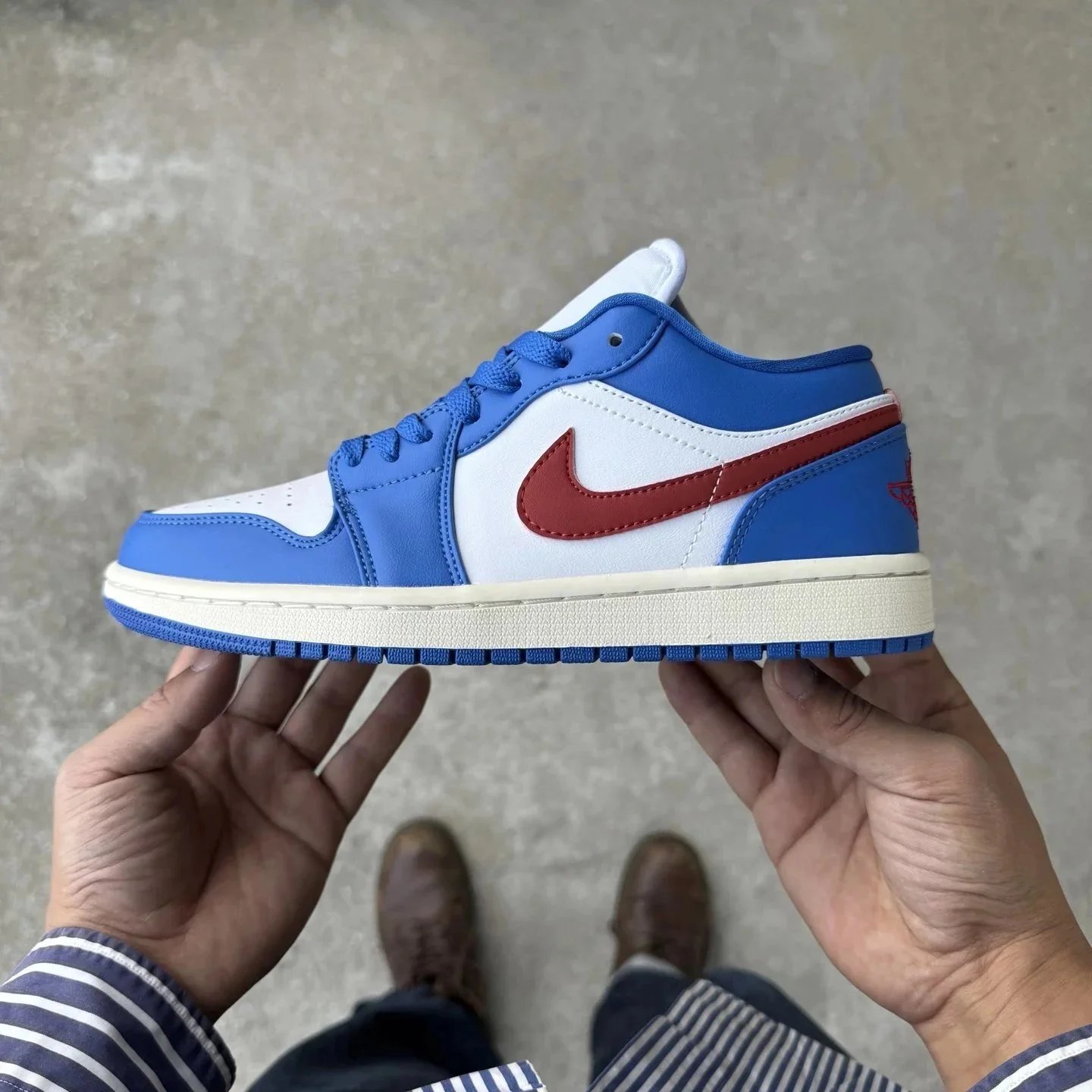 AJ1 Low Blue White DC0774-416