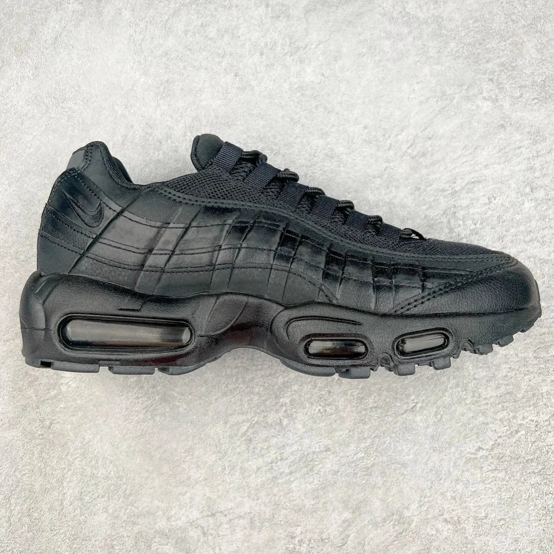 MAX 95 Pure Black CJ3906-001