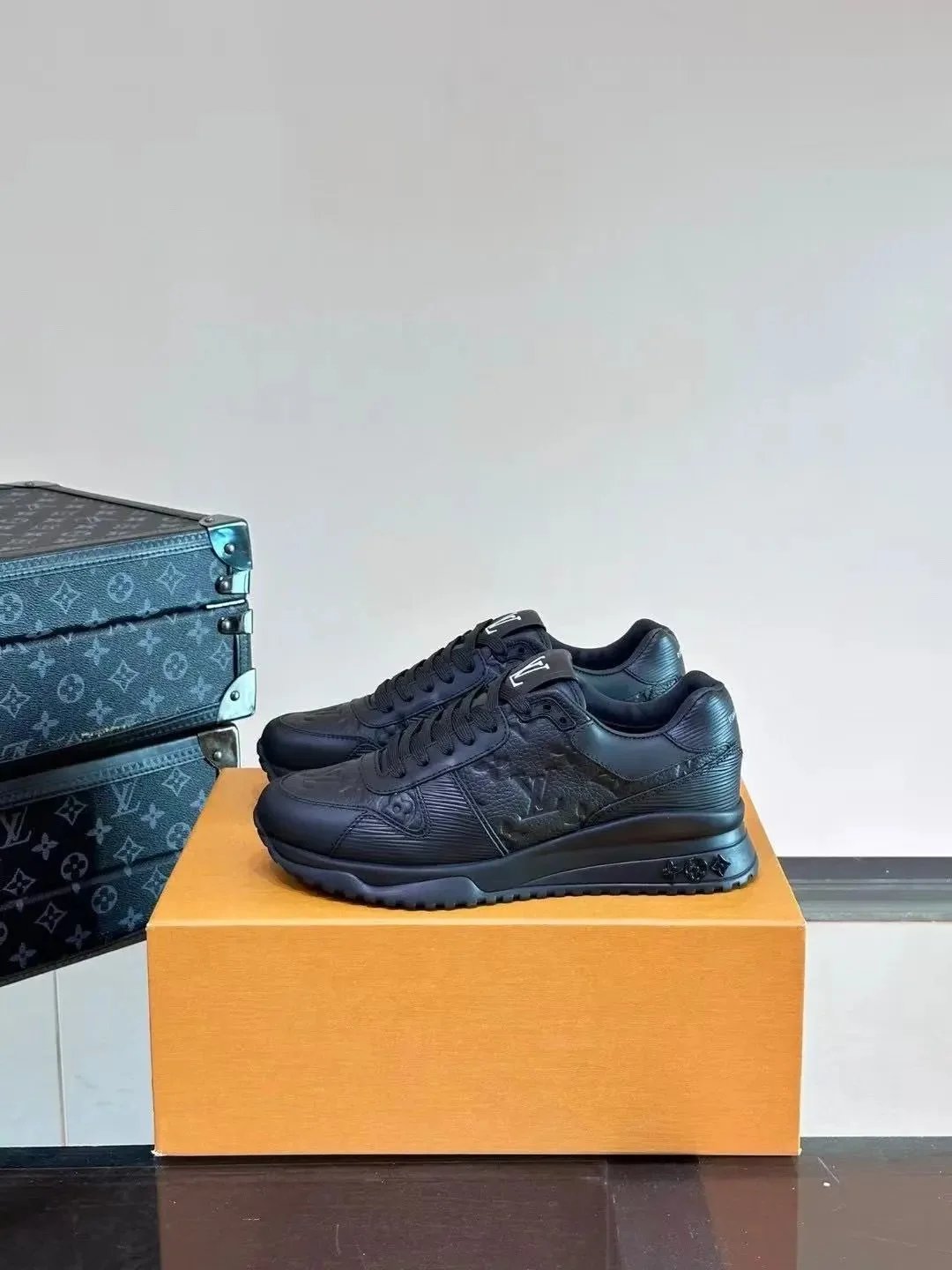 Louis Vuitton Sneakers Logo image 6