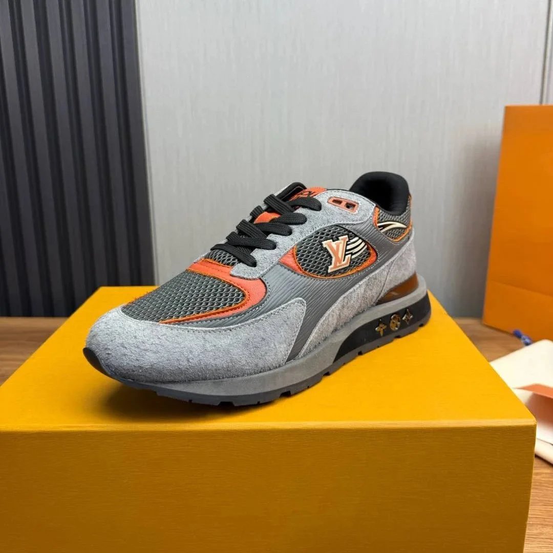 Louis Vuitton Sneakers Logo — #10