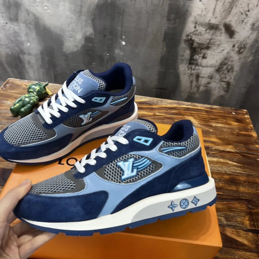 Louis Vuitton Sneakers Logo image 14