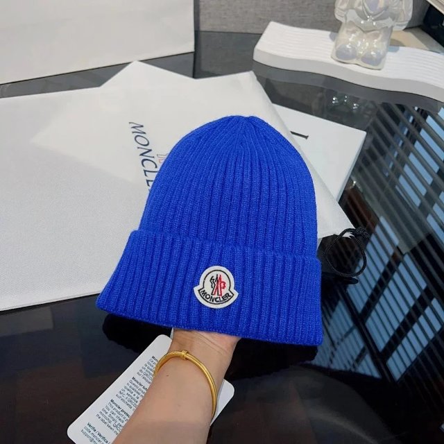 Moncler Hat: seller detail photo 11