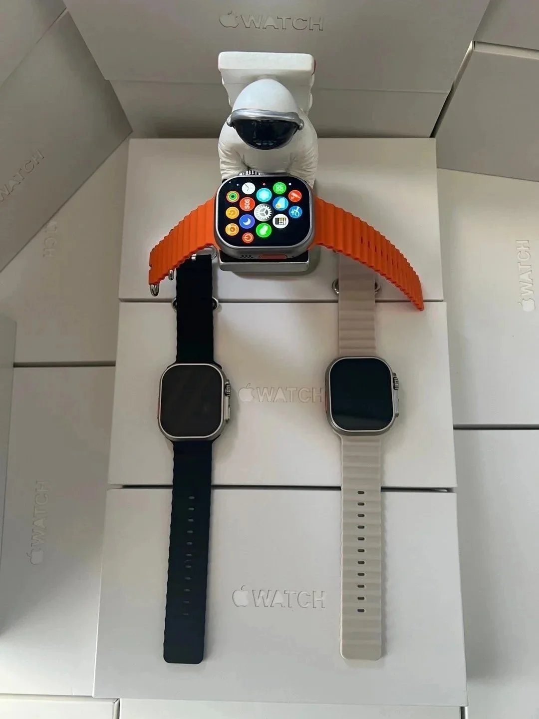 Apple Watch Ultra 2 Orange Alpine Loop Smartwatch - 7