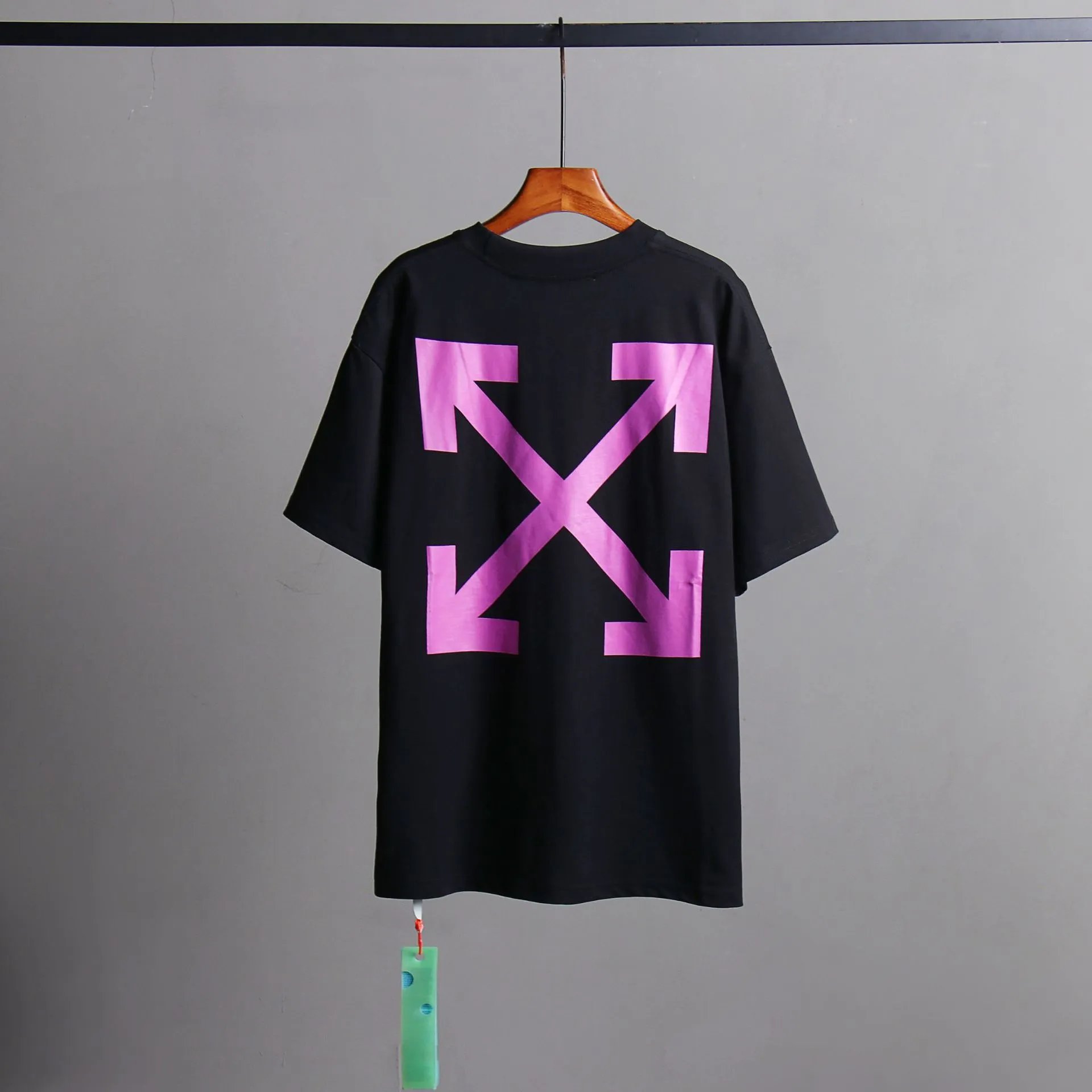 Off-White Arrow Print Black T-Shirt