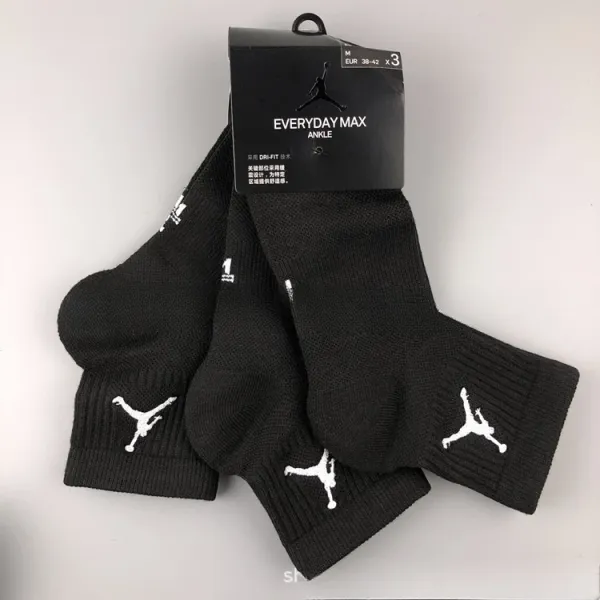 Air Jordan Everyday Max Ankle Black Socks - 1