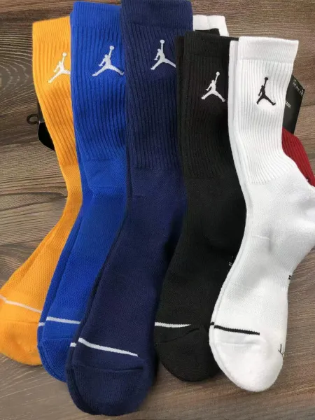 Nike Elite Everyday Crew Socks Black/White - 6