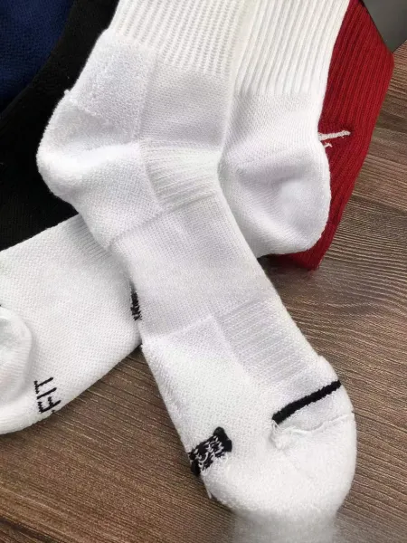 Nike Elite Everyday Crew Socks Black/White - 9
