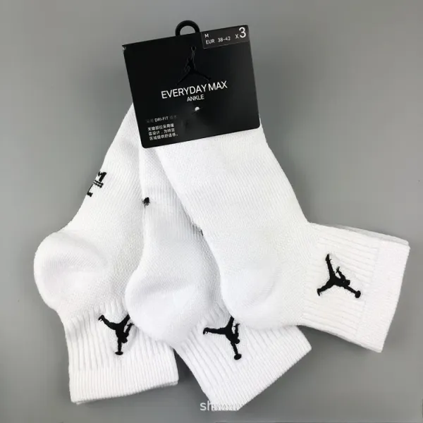 Air Jordan Everyday Max Ankle White Socks - 1