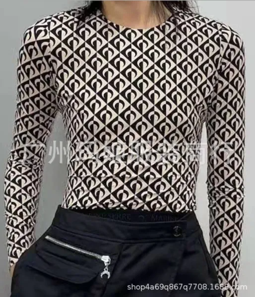 Design Geometric Print Long-Sleeve Base-Layer Top in Black and White - 1