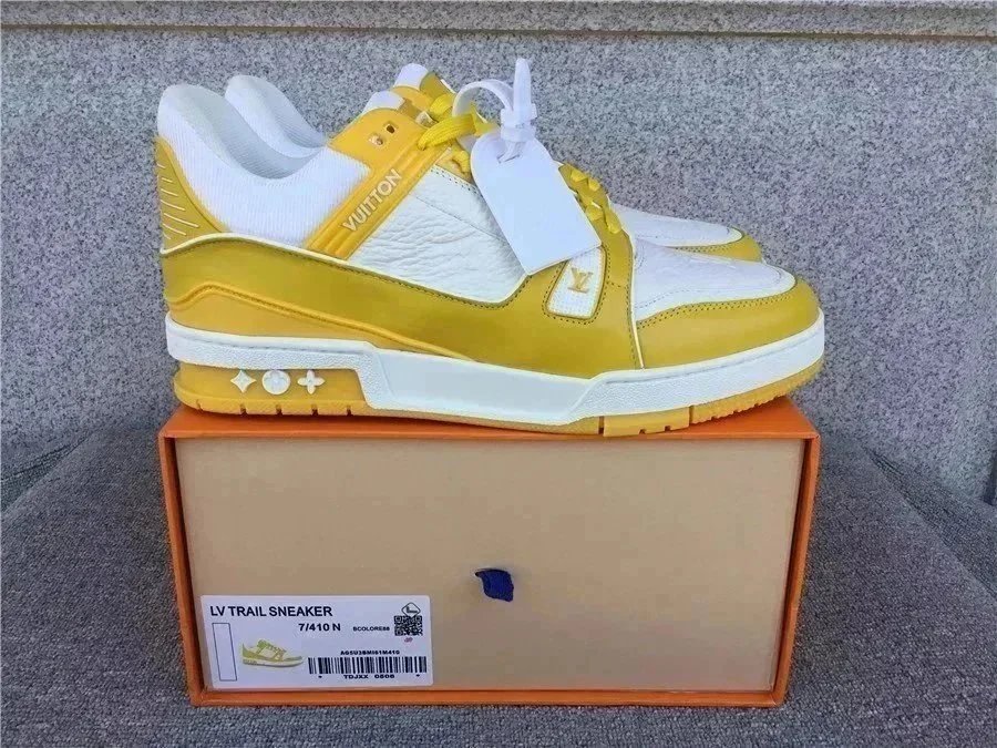 Louis Vuitton Sneakers Monogram flower panel product image