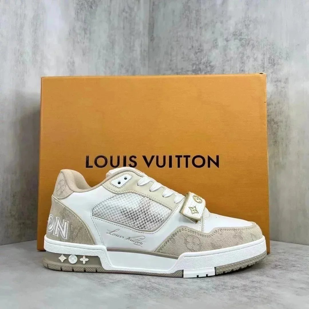 Louis Vuitton Sneakers Monogram flower panel product image