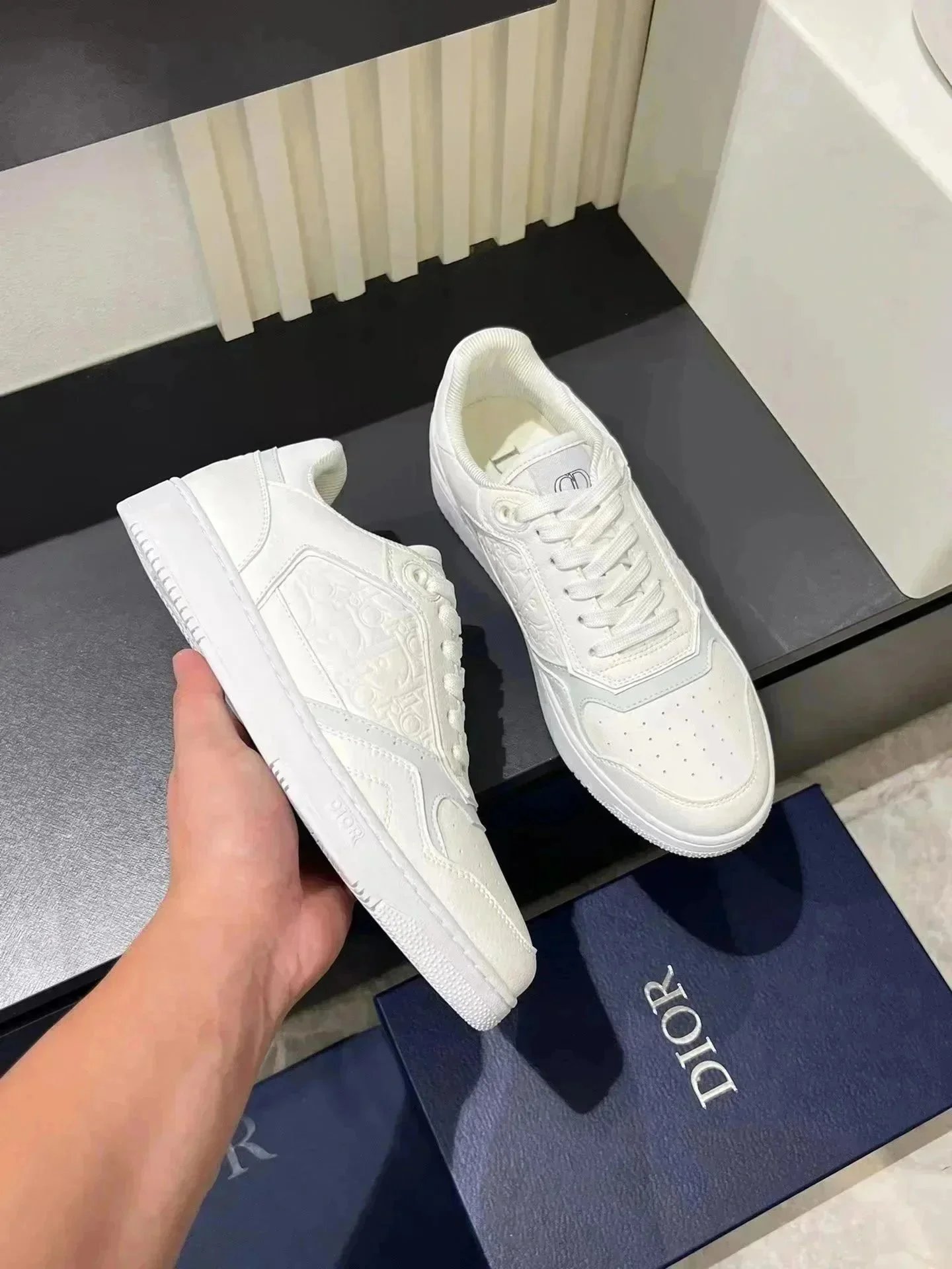 Dior Sneakers Logo-Monogram Lace-Up — 013*Top quality
