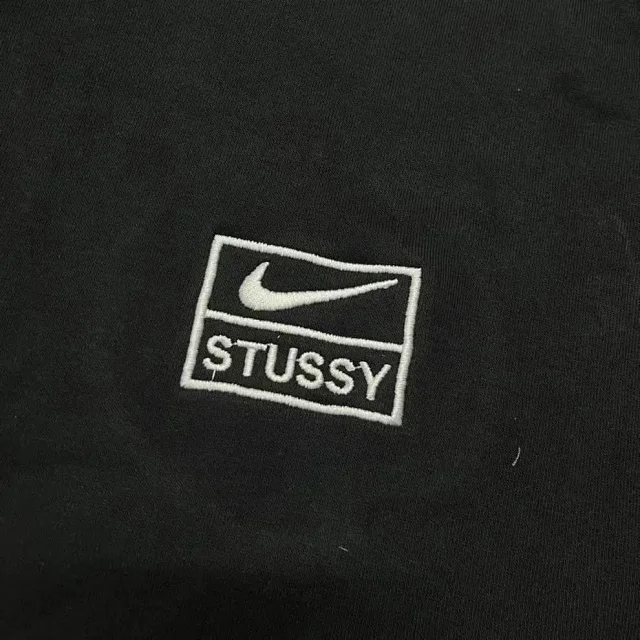Nike Hoodies & Sweatshirts Hooded Sweatshirt product detail image 6