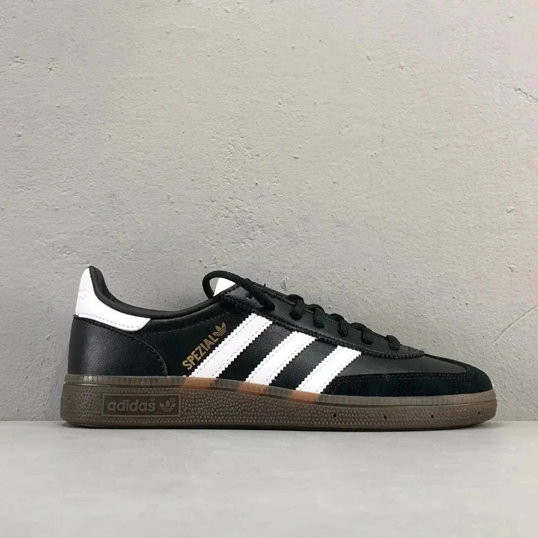 Adidas Sneakers Handball Spezial — Black and white IE3402