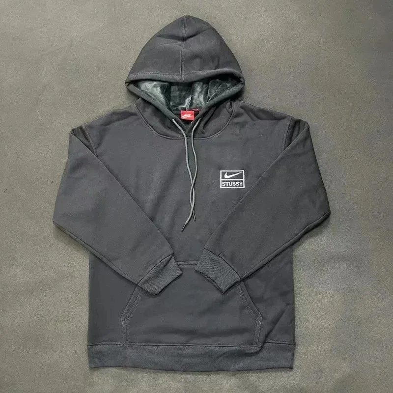 Nike Hoodies & Sweatshirts Hooded Sweatshirt — 25