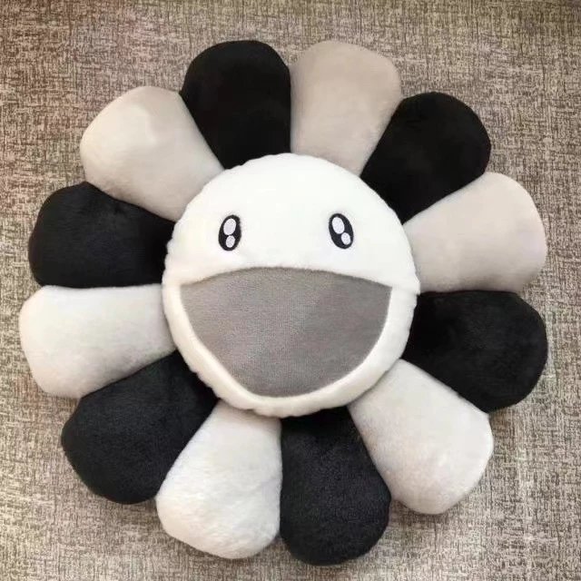 Design Takashi Murakami x Kaikai Kiki Flower Plush Cushion Black and White Accessories - 5