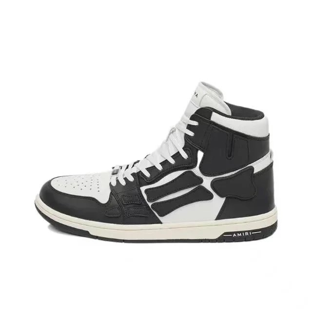WFS 002-004 Black and white SKU image