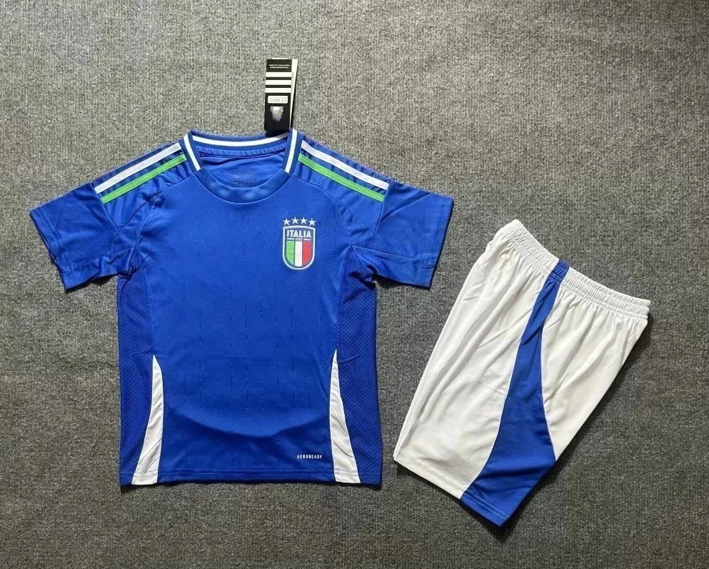 24–25 Italy home game SKU image