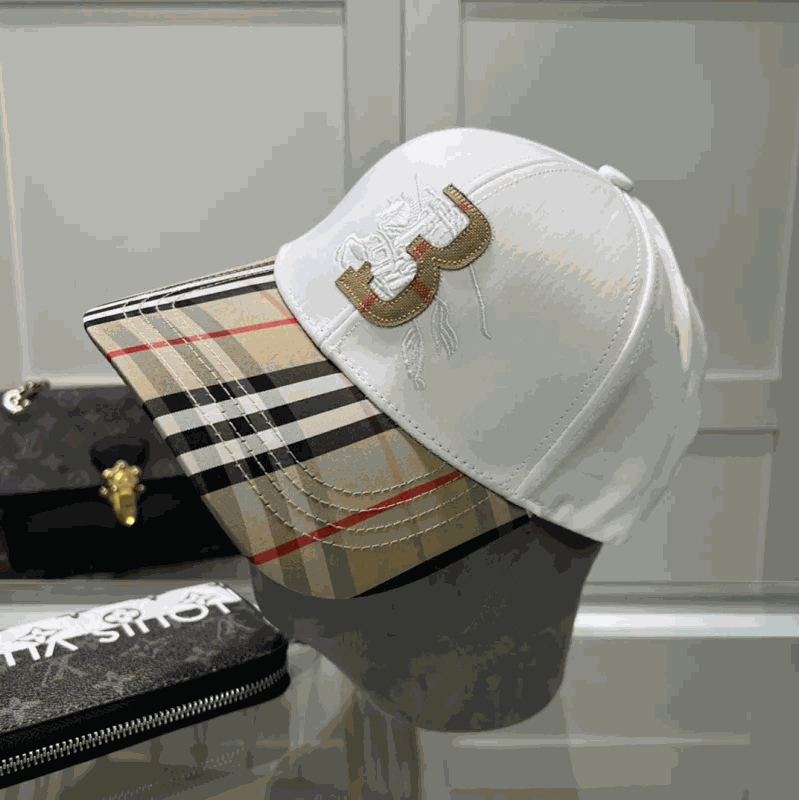 Burberry White Baseball Cap with Striped Brim