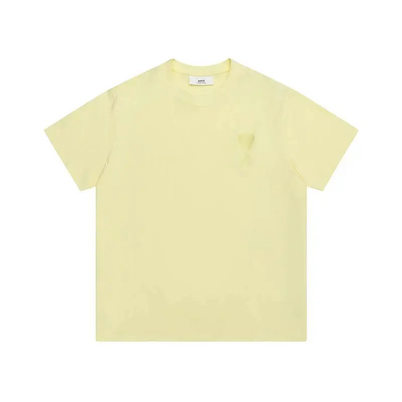 Ami Paris Heart Logo Red T-Shirt - 36