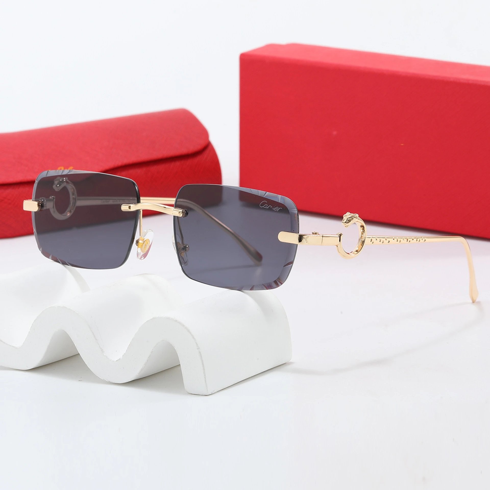 Men's universal sports sunglasses, women's UV resistant sunglasses, and sunscreen glasses