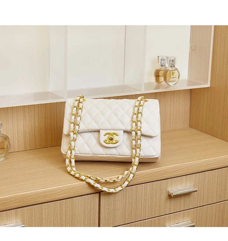 White gold buckle double G24