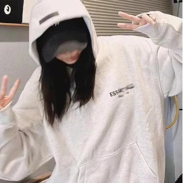 36040851919135 ESS Doublerow flocked back hoodie 3