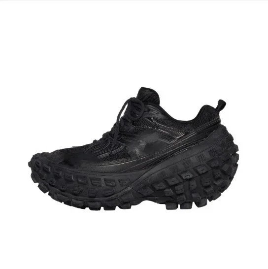 黑色685613W2RA61000