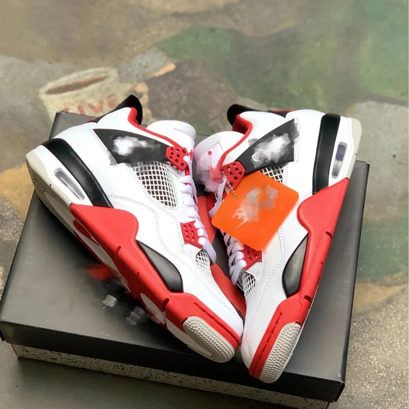 99785KXB100Cent Dan4 1 4