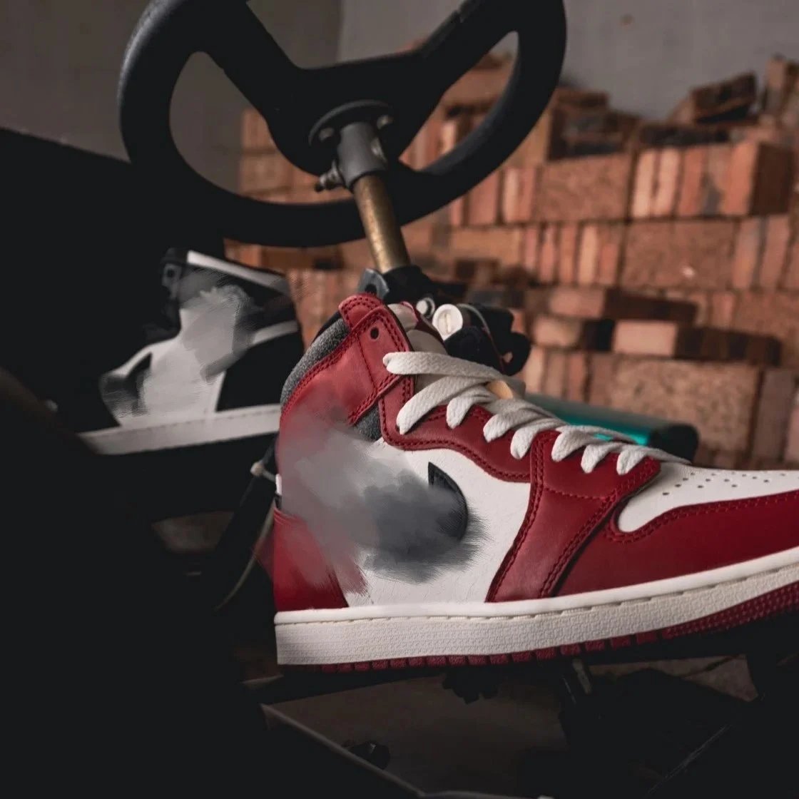 NewLJR100Cent NIKE JORDAN 1 HIGH2 2