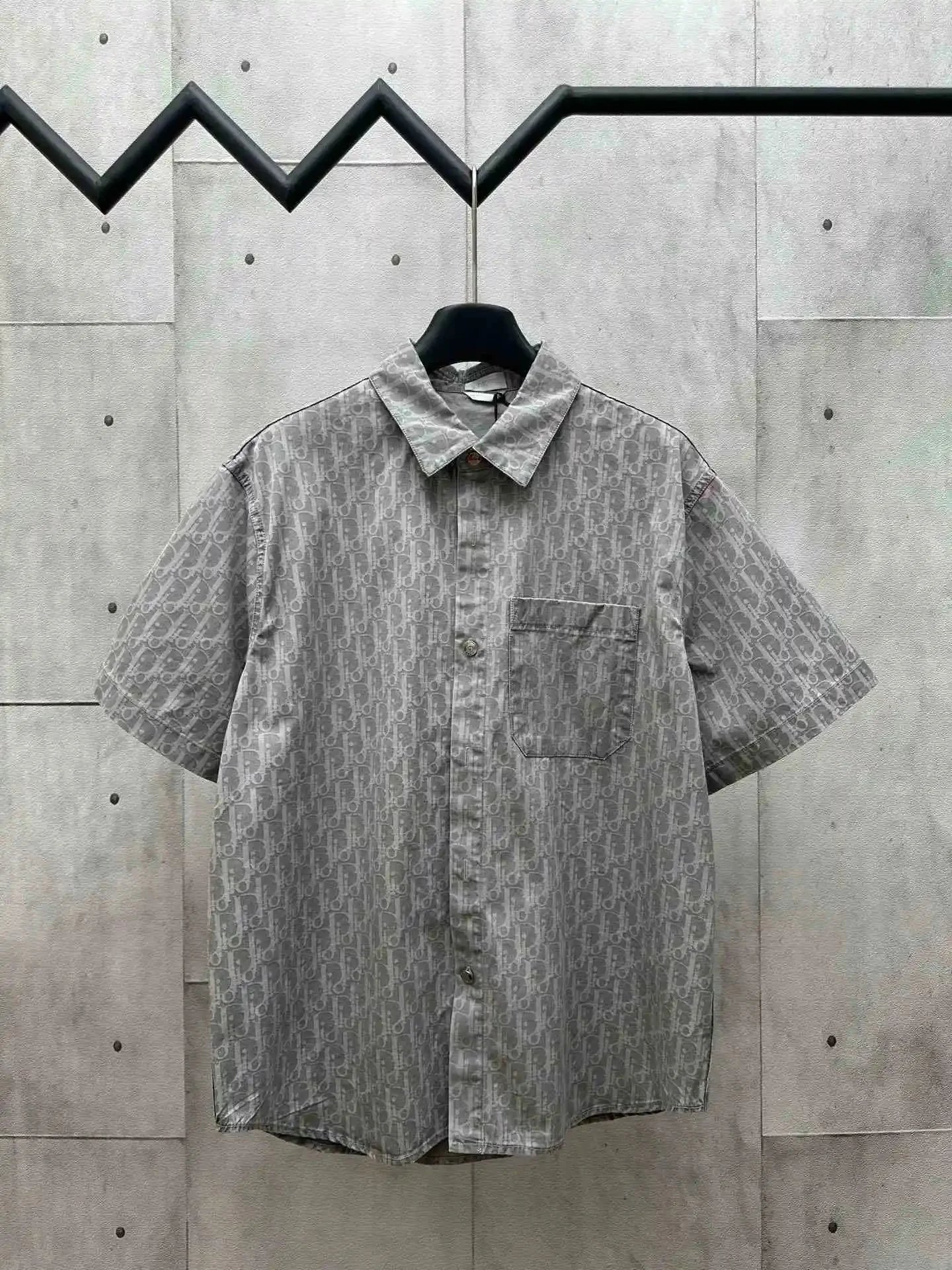 Di07