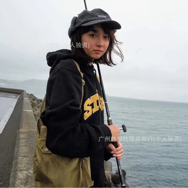 stu字母毛巾刺绣加绒连帽卫衣 3