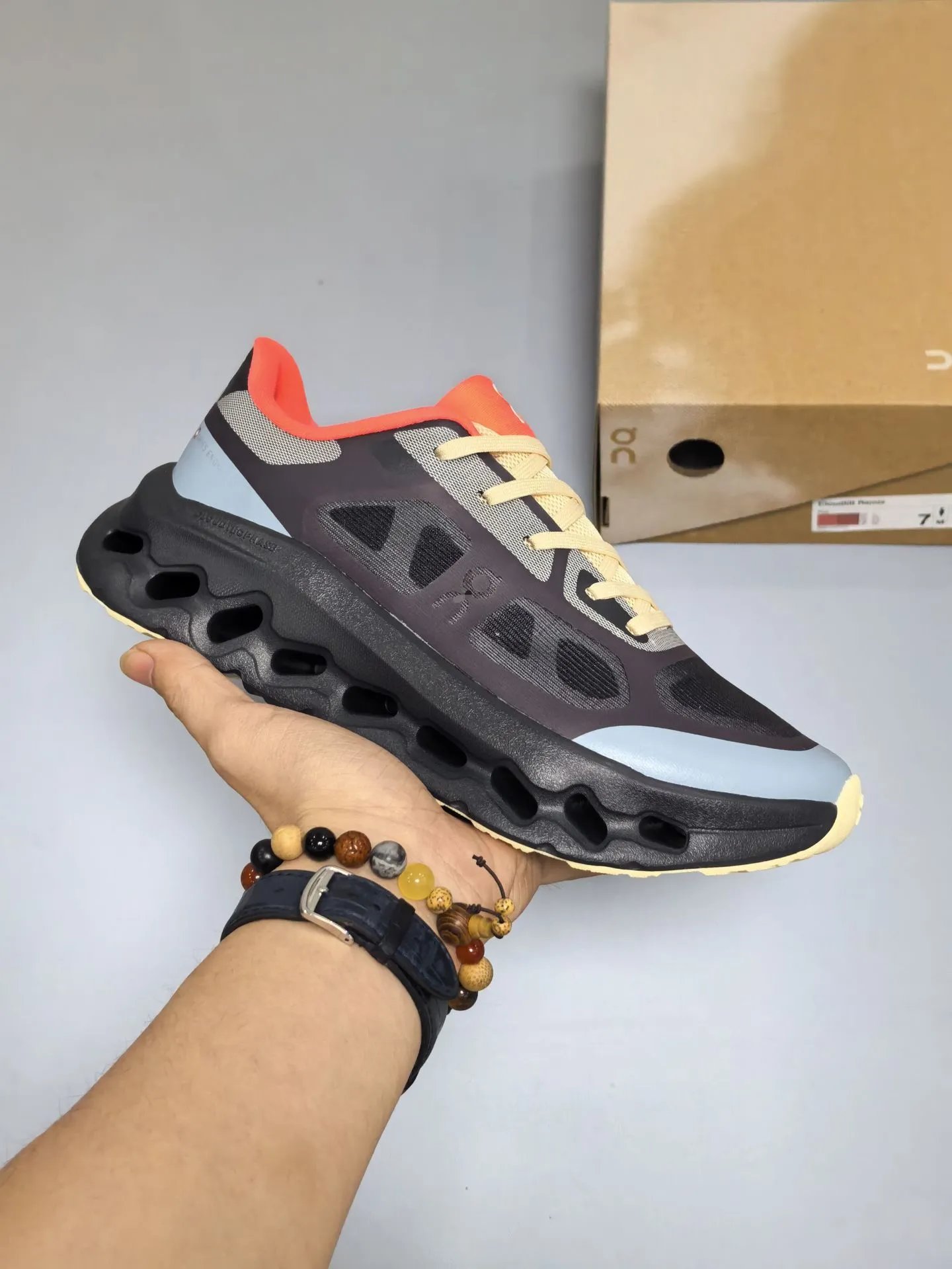 Unbranded Sneakers Mesh with hollow cushioned sole — Black, blue, and red 36-45