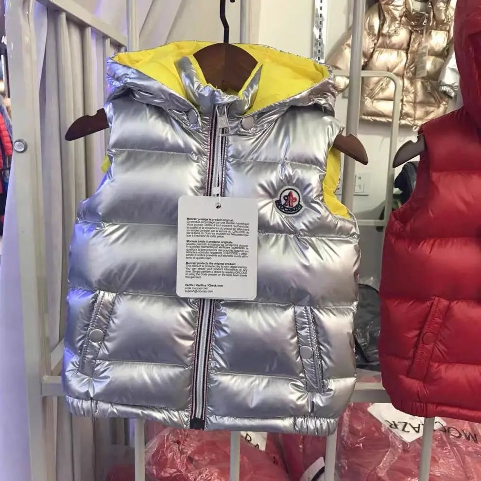 Moncler Kids Hooded Down Vest Red - 13