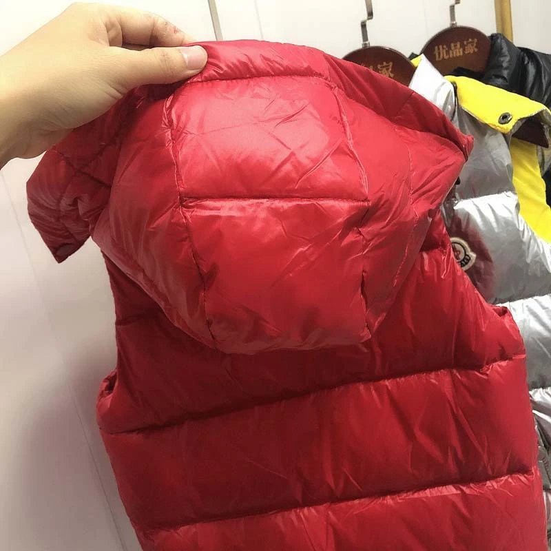 Moncler Kids Hooded Down Vest Red - 25