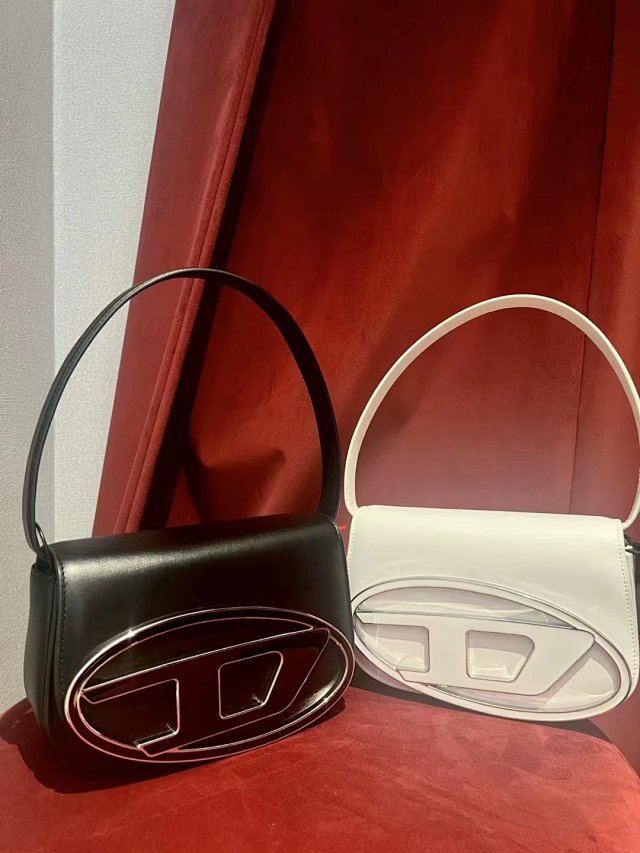 Diesel Womens Bag: seller detail photo 10