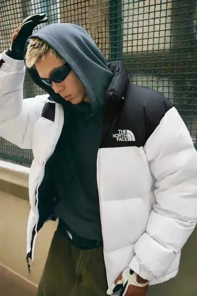 The North Face 1996 Retro Nuptse Jacket White/Black Abstract Print Down-Jacket - 7