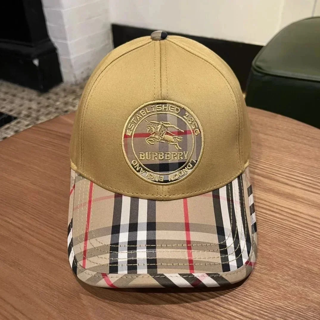 Burberry Vintage Check Equestrian Crest Baseball Cap