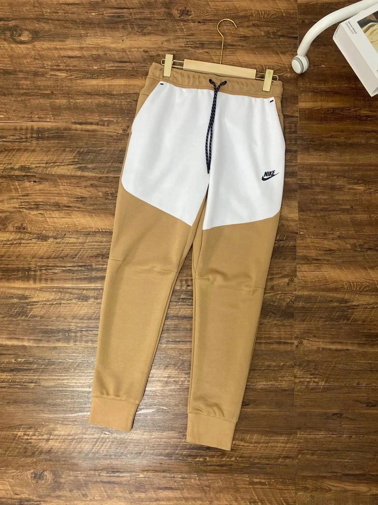 Product view 27