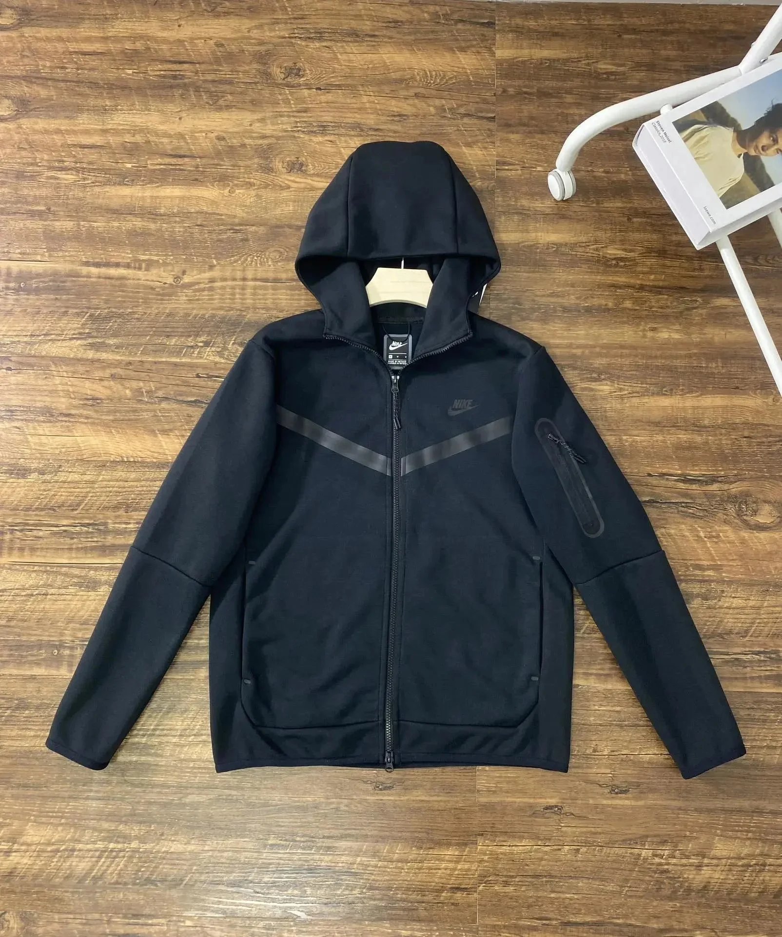 Product view 24