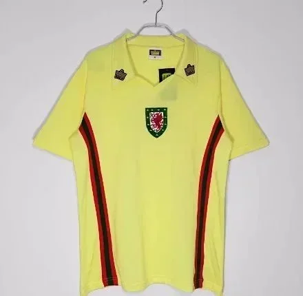 Umbro Football Jerseys Retro National Team Jersey product detail image 1
